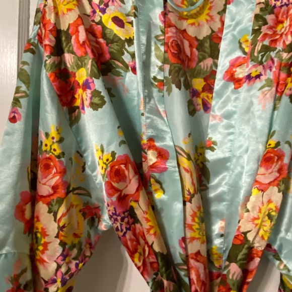 Women’s Teal Floral Robe with Pockets, Size M/L - Picture 2 of 2